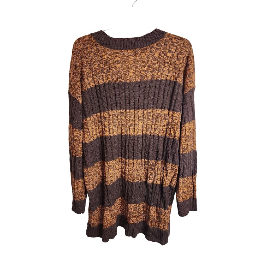 BloomChic Colorblock Plisse Split Side Pullover, NWT, 2X - Picture 6 of 6
